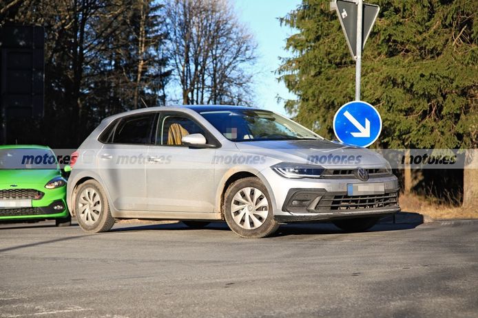Foto espía Volkswagen Polo facelift 2022 - exterior