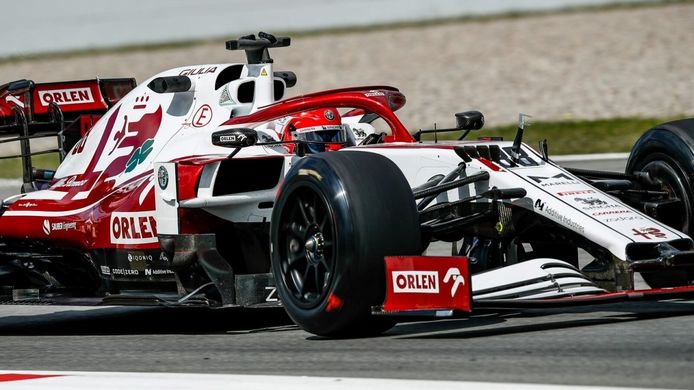 Pirelli, cerca de finalizar la estructura de los nuevos neumáticos de 18 pulgadas