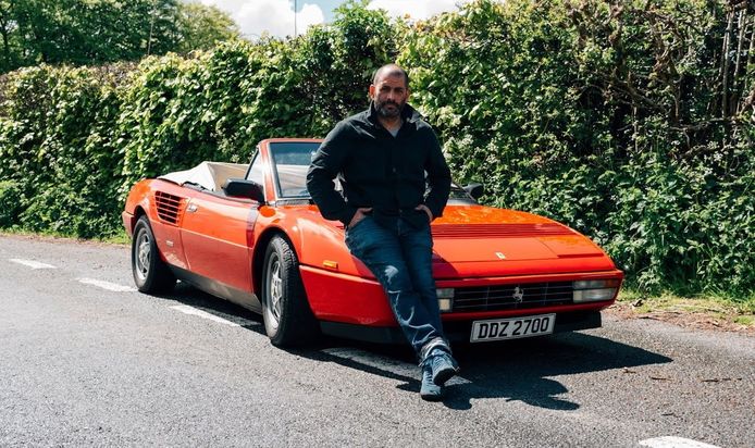 Chris Harris se compra un Ferrari Mondial por el precio de un SEAT Ibiza