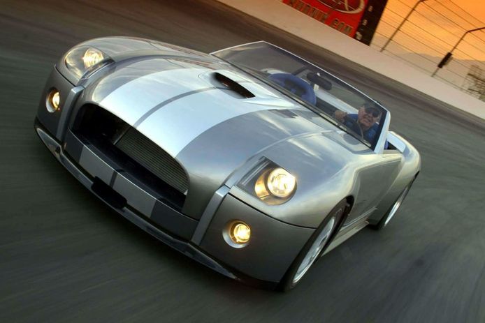 Ford quiso resucitar el Shelby Cobra en 2004 y el único prototipo existente está en venta