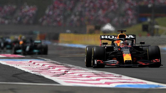 Verstappen y Red Bull le ganan la partida a Hamilton y Mercedes en Paul Ricard