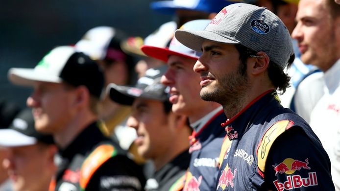 Las razones que propiciaron la salida de Carlos Sainz de Red Bull