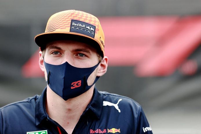 Verstappen no traga con Pirelli y hace una predicción… que se ha cumplido