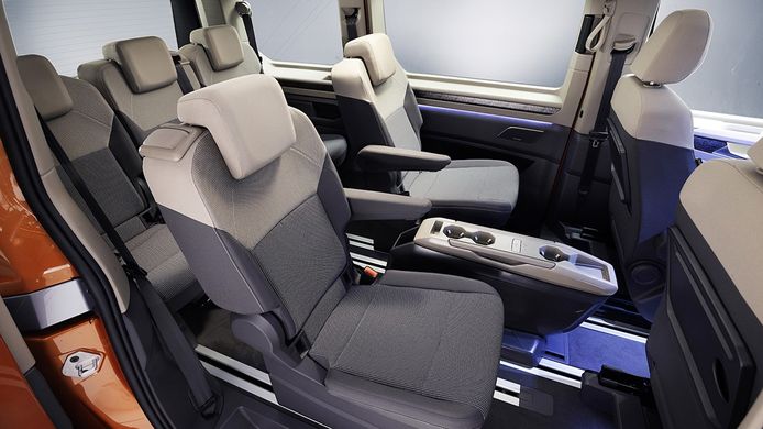 Volkswagen Multivan 2022 - interior