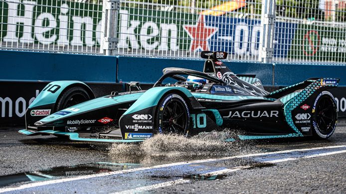Jaguar Racing también se compromete con la Fórmula E a largo plazo