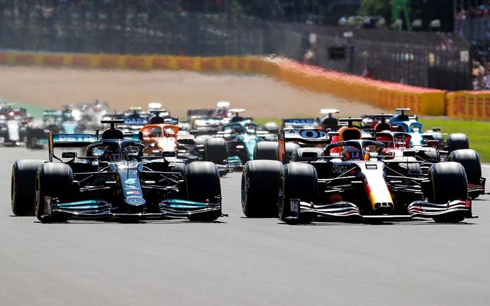Red Bull apela ante la FIA la sanción impuesta a Hamilton en Silverstone