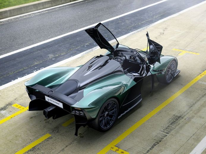 El Aston Martin Valkyrie se convierte en un descapotable de 1.155 CV y 350 km/h