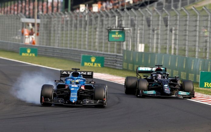 El duelo Hamilton vs. Alonso: del «un poco más allá del límite» al «siempre se queja»