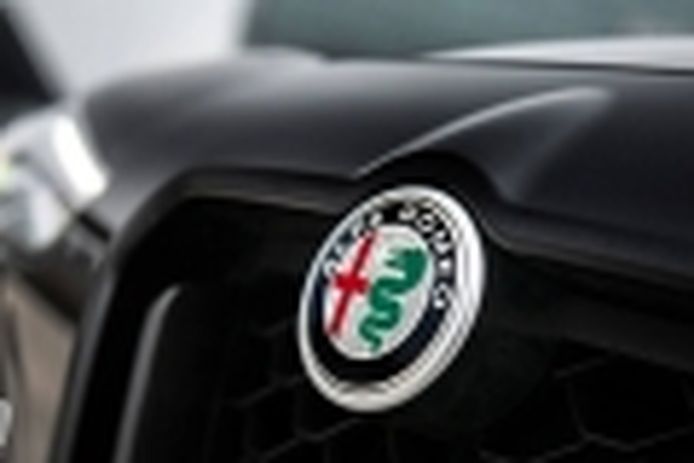 Alfa Romeo diventerà un marchio 100% elettrico nel 2027