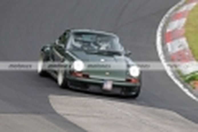 El nuevo Porsche 911 DLS Project de Singer, cazado en fotos espía en Nürburgring