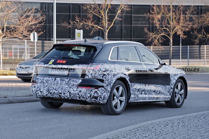 Fotos espía Audi e-tron Facelift 2022 - exterior