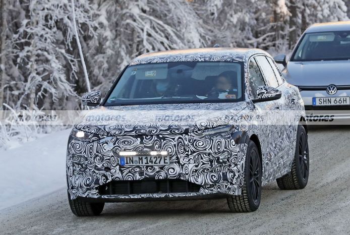 El Audi Q6 e-tron 2023 posa en fotos espía en las primeras pruebas de invierno
