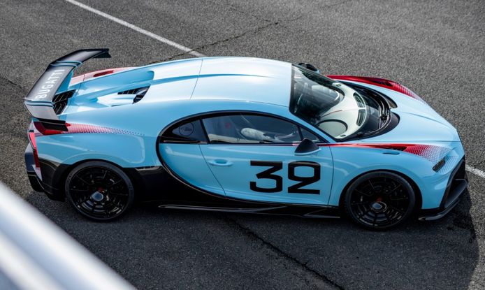 bugatti-chiron-pur-sport-sur-mesure-2021