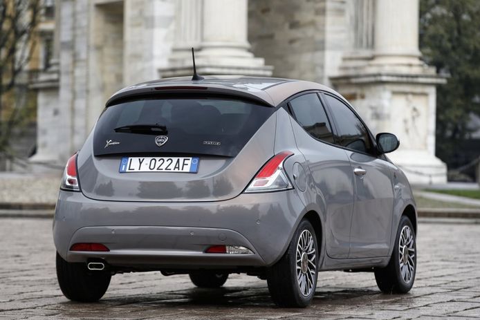 Foto Lancia Ypsilon Alberta Ferretti - exterior