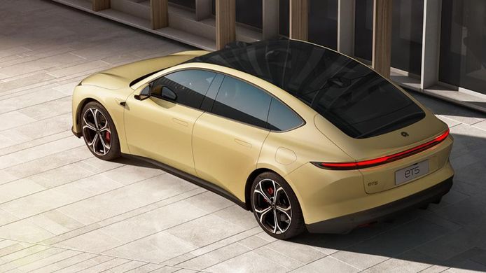 nio-et5-202183608-1639986575_4.jpg