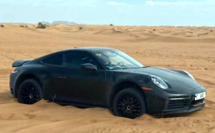 El Porsche 911 Safari se traslada al desierto, cazado en una foto espía entre dunas