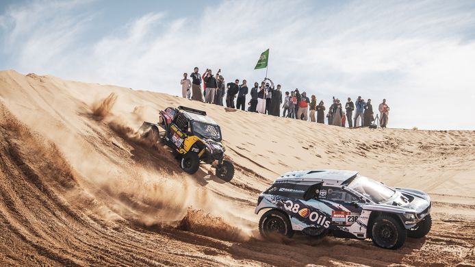 El Dakar vuelve a la acción con una difícil etapa camino de Al Dawadimi