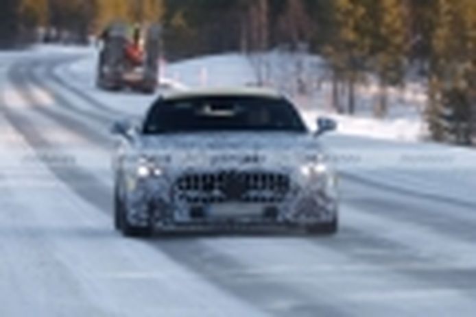 El Mercedes-AMG GT 2023 aparece en sus primeras pruebas y fotos espía
