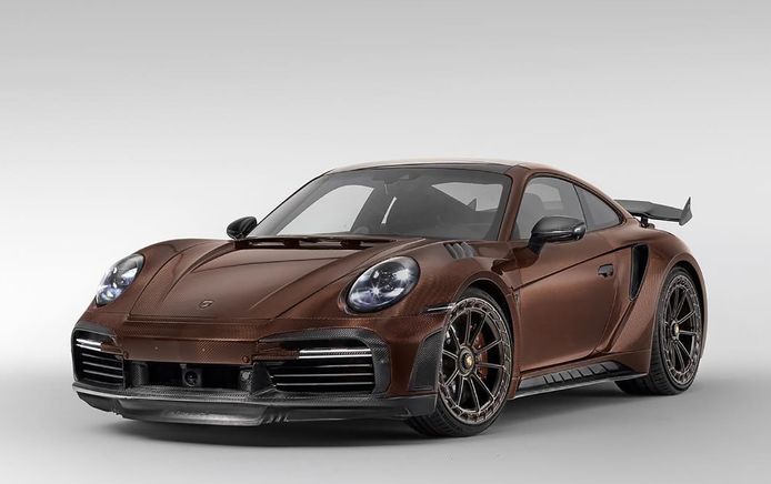 El TopCar Stinger GTR Limited Carbon Edition viste de carbono al Porsche 911