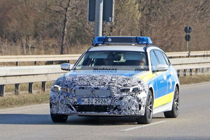 Cazado el BMW Serie 3 Touring Facelift 2023 con la vestimenta de los Polizei germanos