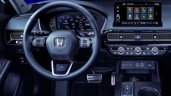 Honda Civic e:HEV - interior