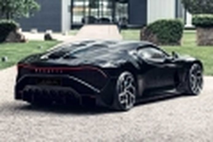 Primeras imágenes del Bugatti La Voiture Noire en movimiento