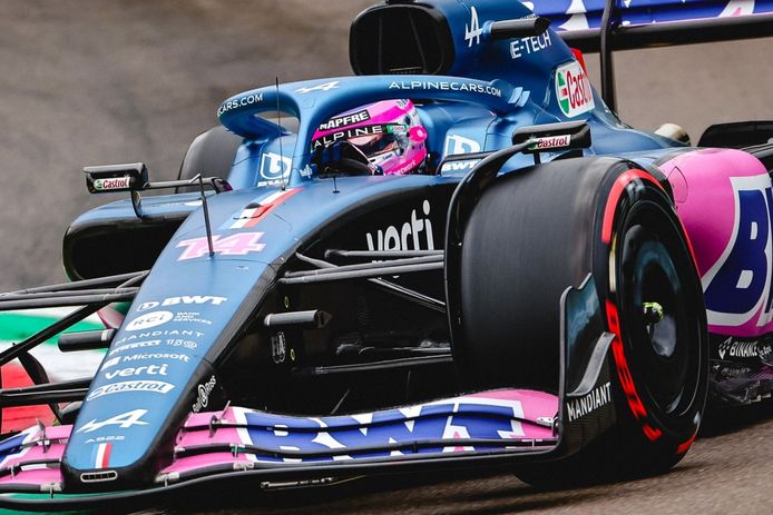 Carrera sprint para olvidar de Alonso: «Los neumáticos se han ido rapidísimo»
