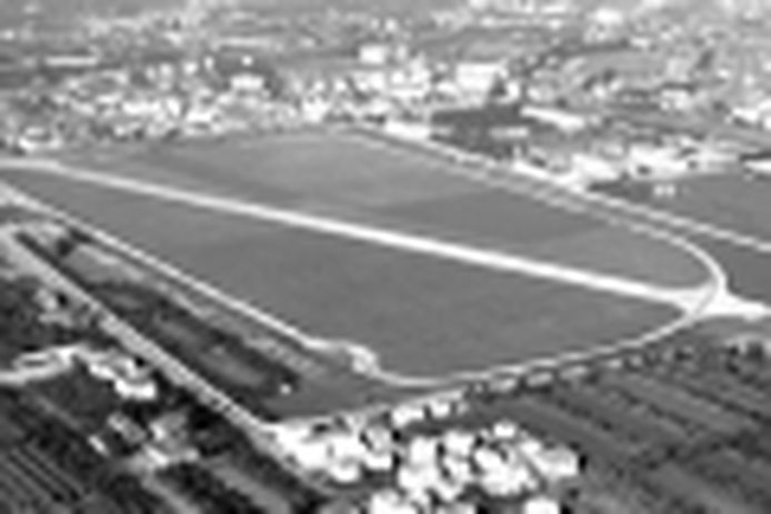 La historia del Aerautodromo de Módena