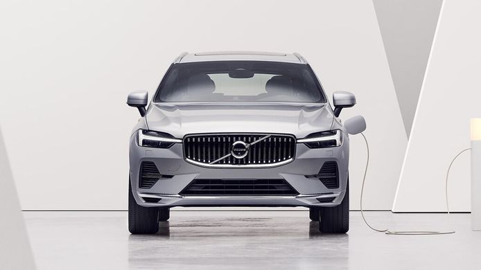 Volvo XC60 2025, revolución estética y mecánica 100% eléctrica para un SUV muy popular