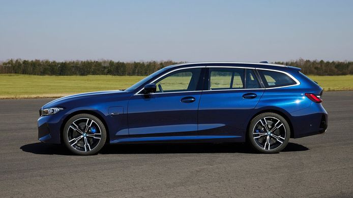BMW Serie 3 Touring 2023 - lateral