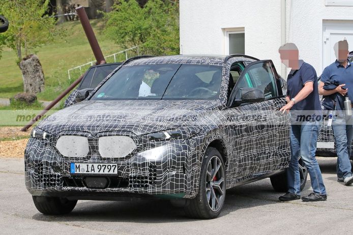 Avistado el nuevo BMW X6 M60i 2023 en nuevas fotos espía en Francia y Alemania
