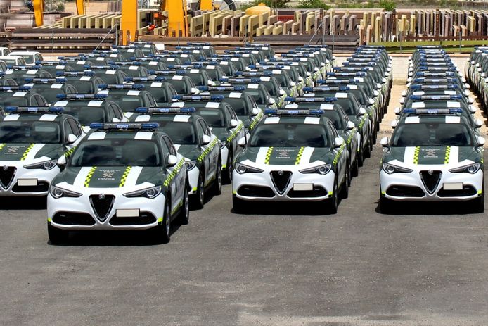 Los coches de cartón de la Guardia Civil para engañar a los conductores, ¿existen realmente?