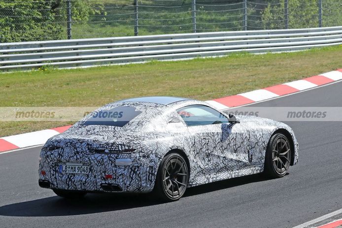 Fotos espía Mercedes-AMG GT Coupé 2023 en Nürburgring