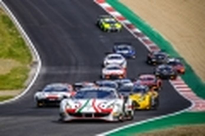 La Sprint Cup se traslada a Magny-Cours con un total de 25 coches GT3