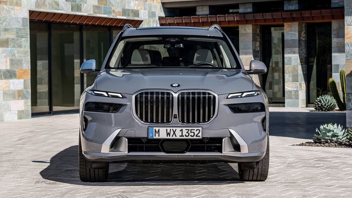 BMW X7 2022 - frontal