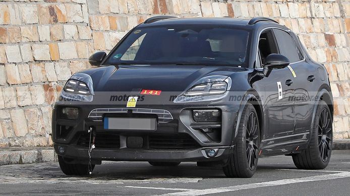porsche-macan-electrico-fotos-espia-202288222-1657123223_1.jpg
