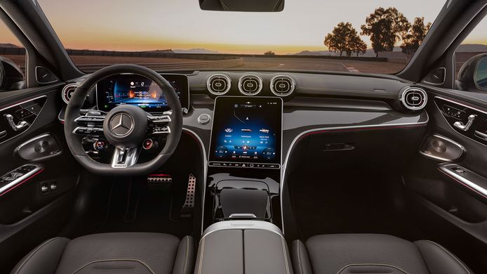 Mercedes-AMG C 63 SE Performance - interior