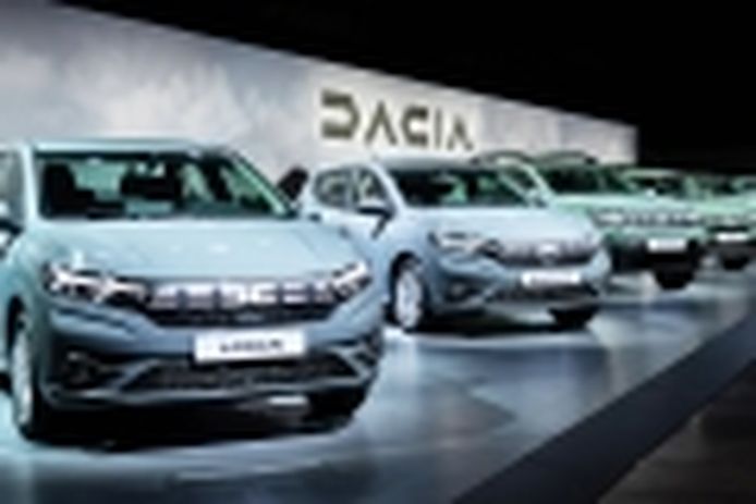 Dacia will wait until the last moment to stop selling gasoline cars