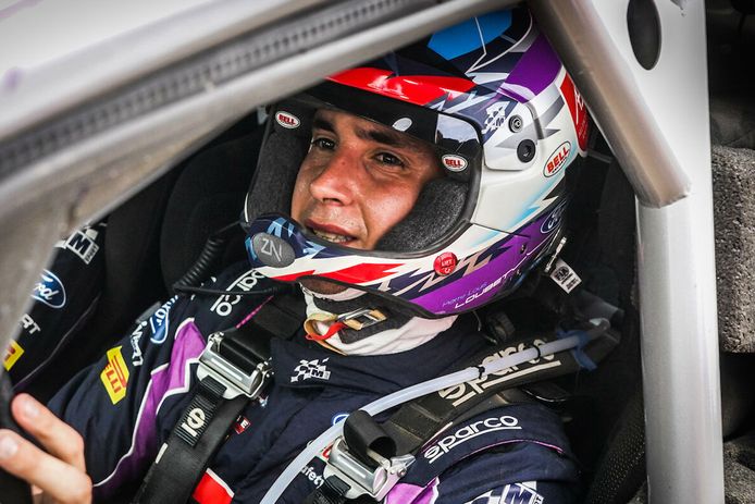 Pierre-Louis Loubet empuja para seguir con M-Sport en la temporada 2023 del WRC