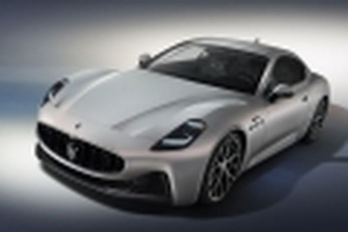 The new Maserati GranTurismo debuts with two elegant and sporty versions