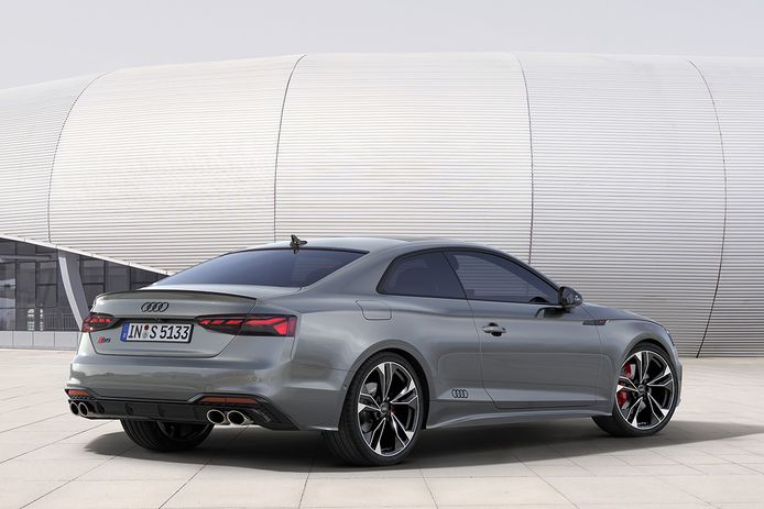 Audi S5 Coupé Black Edition