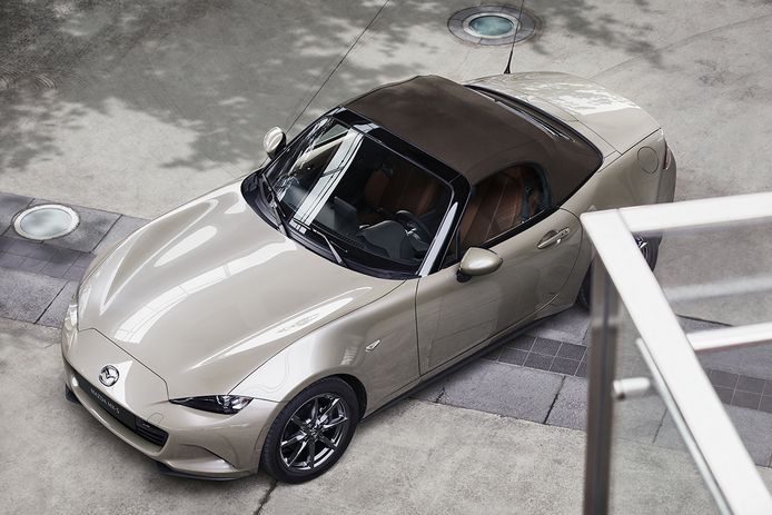 La gama del Mazda MX-5 2023 aumenta su atractivo y caché con nuevos equipamientos