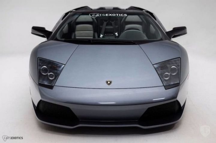 Uno de los pocos Lamborghini Murciélago manuales a la venta