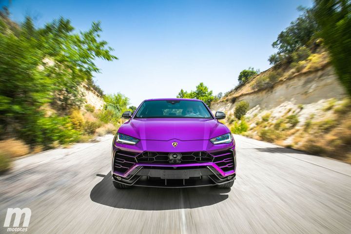 Prueba del Lamborghini Urus, imponente bestia innecesaria