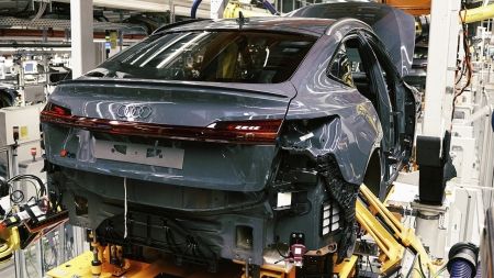 Mal asunto el de Audi en Bruselas, echa el cierre a la fábrica del Q8 e-tron y con un rescate chino fuera de escena