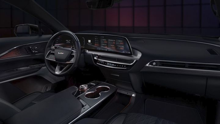 Cadillac Lyriq-V 2026, un SUV deportivo que ofrece lujo y potencia