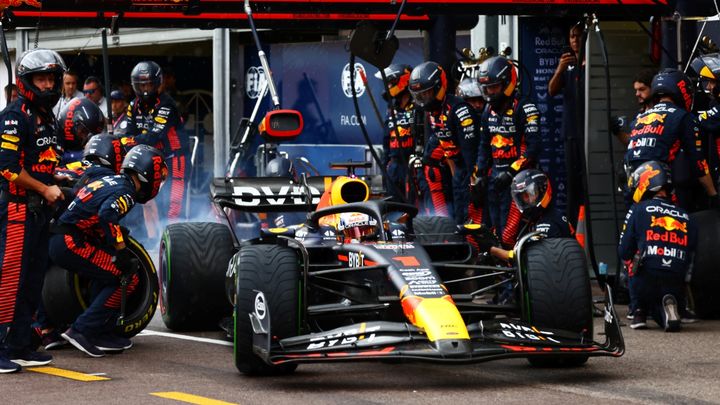 Escena del Gran Premio de Mónaco, sin cambios en posiciones