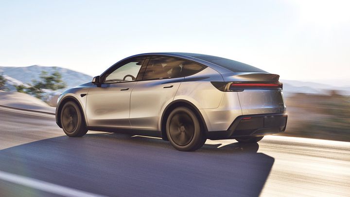 Diseño interior del nuevo Tesla Model Y Juniper.