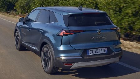 El Renault Symbioz ya tiene versiones híbridas y precios en España, más potentes y sin miedo a la Euro 7