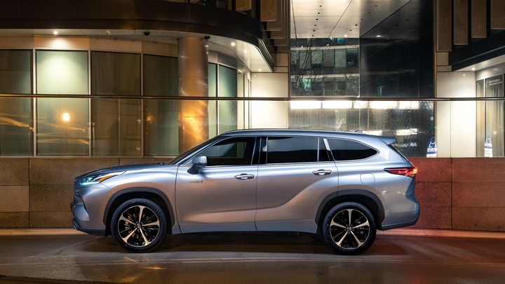 toyota-lleva-a-china-desarrollo-rav4-hig